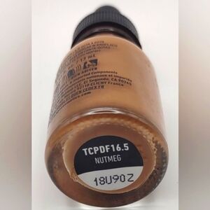 NYX PROFESSIONAL MAKEUP Total Control Drop Foundation  NUTMEG